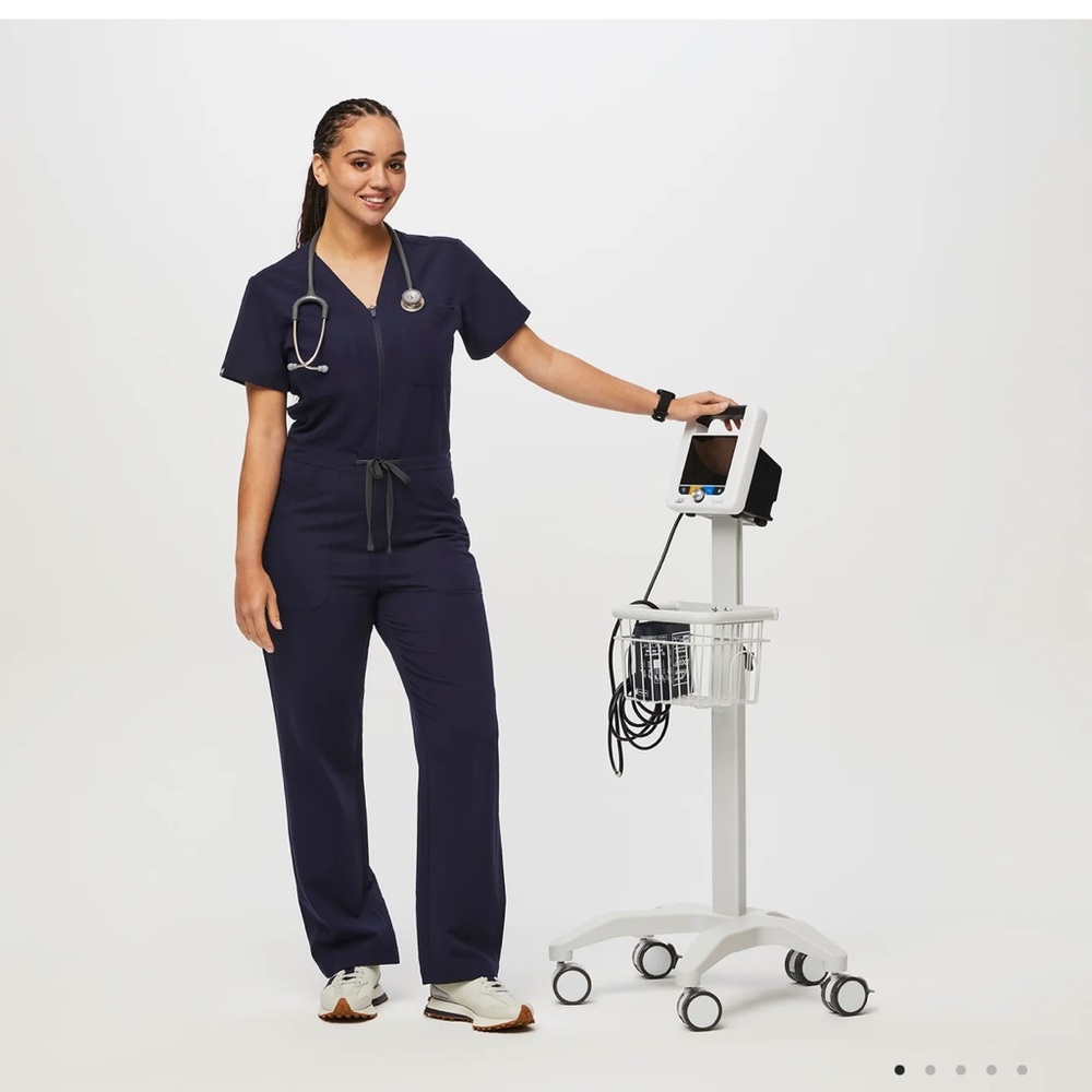 Figs scrub jumpsuit xs black bnwt